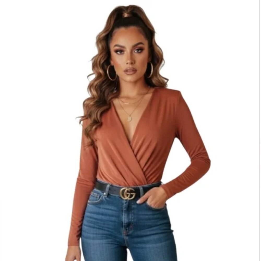 Gilli Rust‎ Long Sleeve Bodysuit Surplice V Neck Size Large